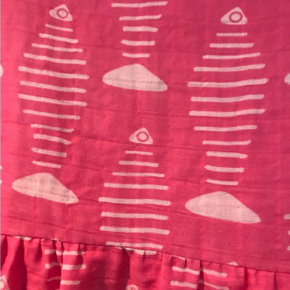 Pink Gauze Ruffled Top NWT NEW Size Medium, Summer Beachy Top with Fish Print. - Picture 6 of 7